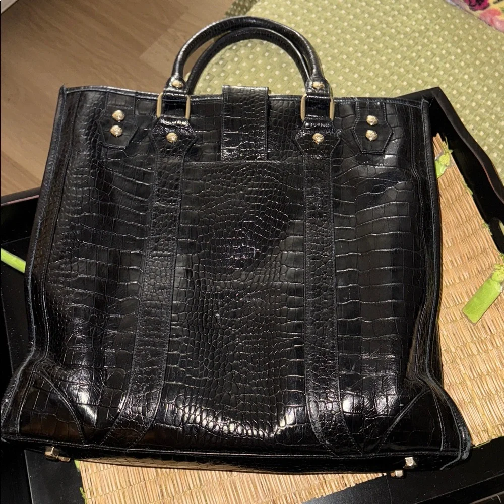 Rebecca Minkoff’s  Elegant Black, textured Women's Bag like new. - Picture 2 of 11